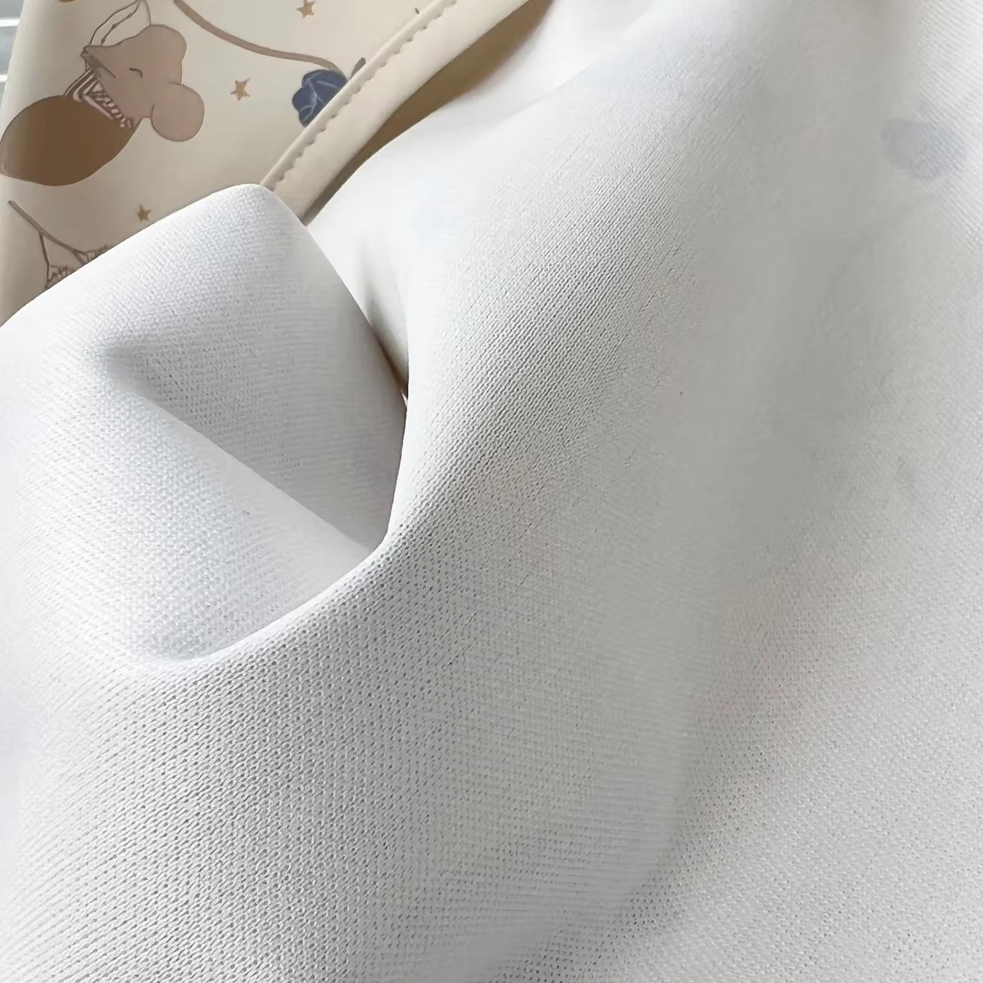 Minikind Long Sleeve Waterproof Bib with Pocket